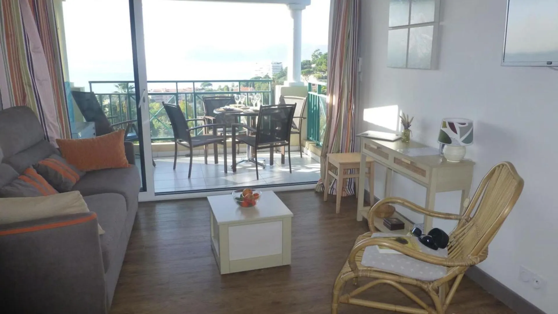 칸느 Sea Views And Beautiful Pool 아파트 0*,  프랑스