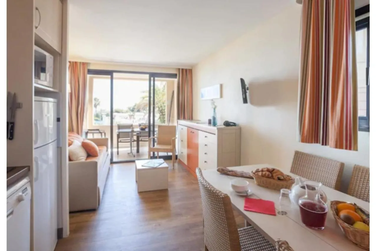 דירות קאן Sea Views And Beautiful Pool